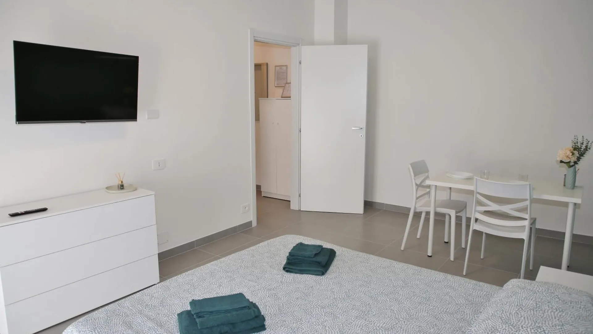 Casa Madart City Centre Mxp Trainstation Галларате Апартаменты